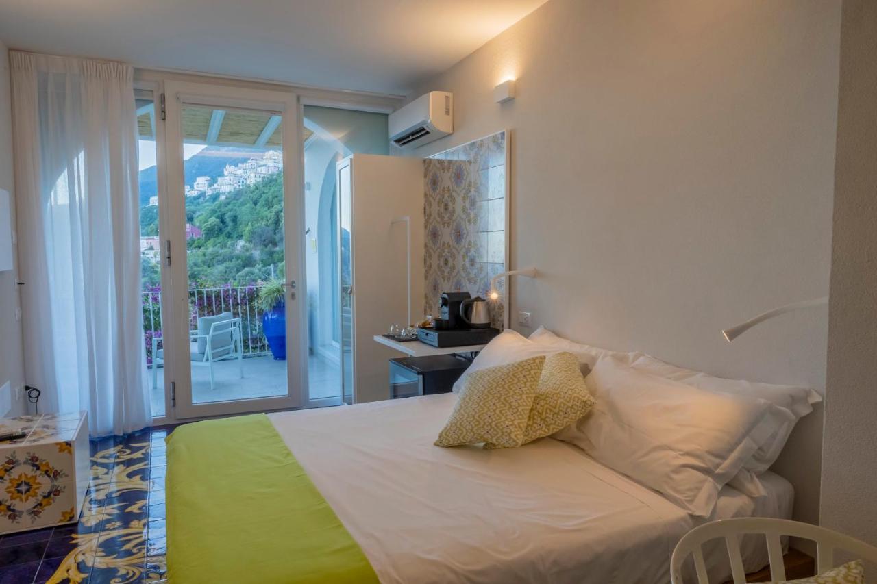 Decori Suites Amalfi Coast - Free Parking Vietri sul Mare Exterior photo